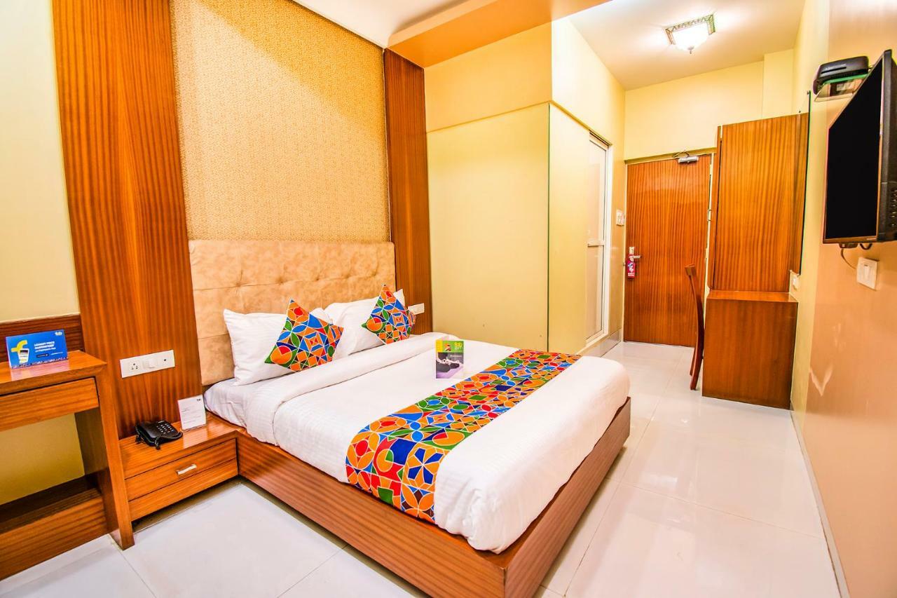 Fabhotel Seven Hills Mumbai International Airport Bombaim Exterior foto
